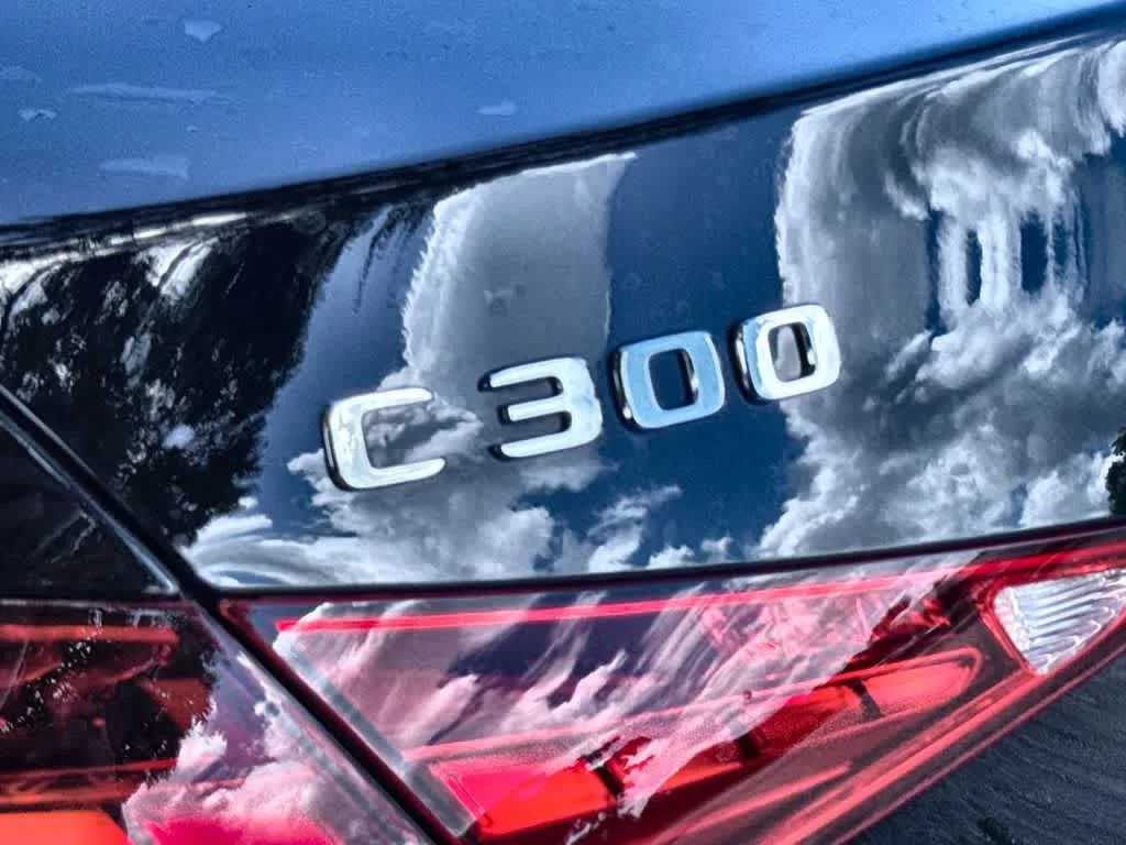 2025 Mercedes-Benz C 300 C 300 photo 10