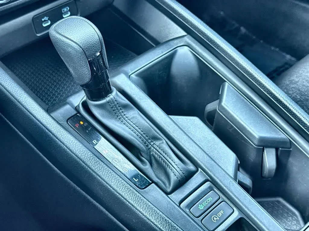 2025 Honda Accord SE photo 21