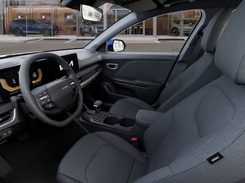 2026 Kia K4 LXS photo 16