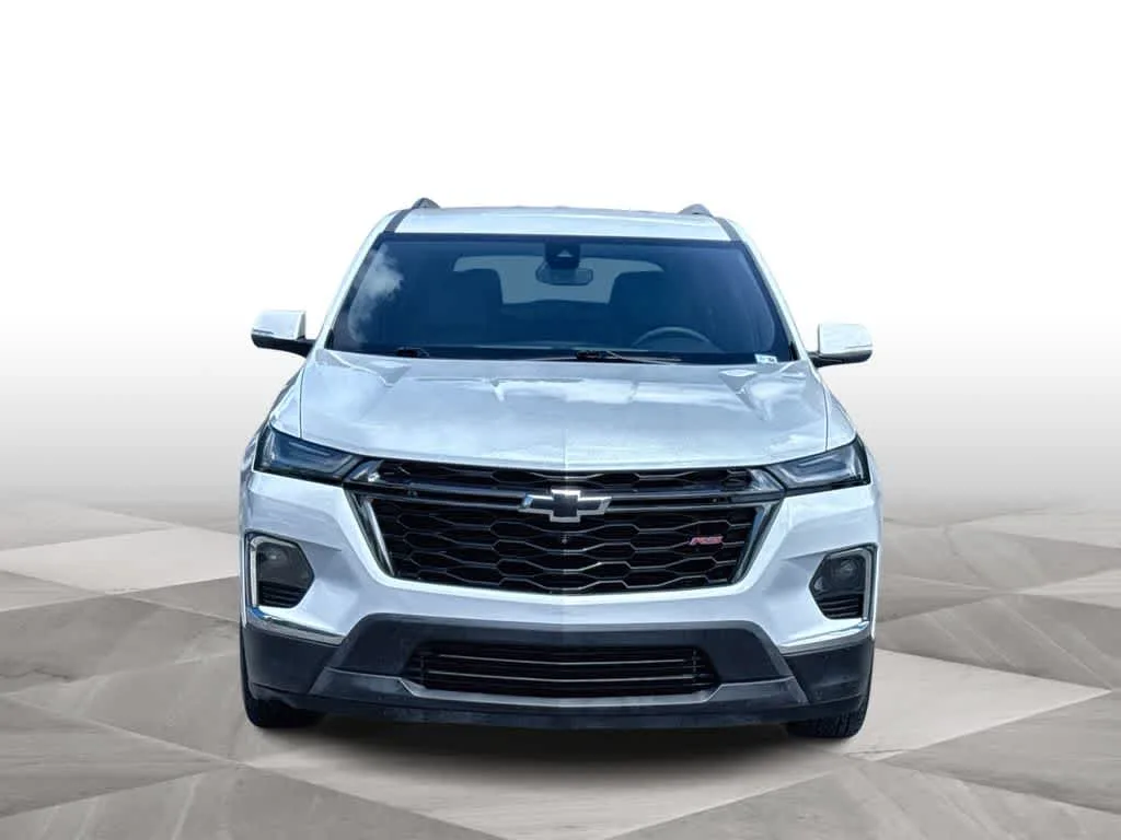 2023 Chevrolet Traverse RS photo 3