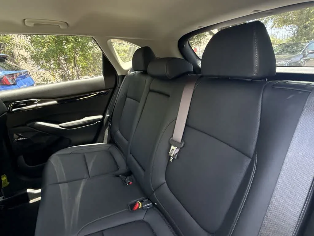 2026 Kia Seltos EX photo 14