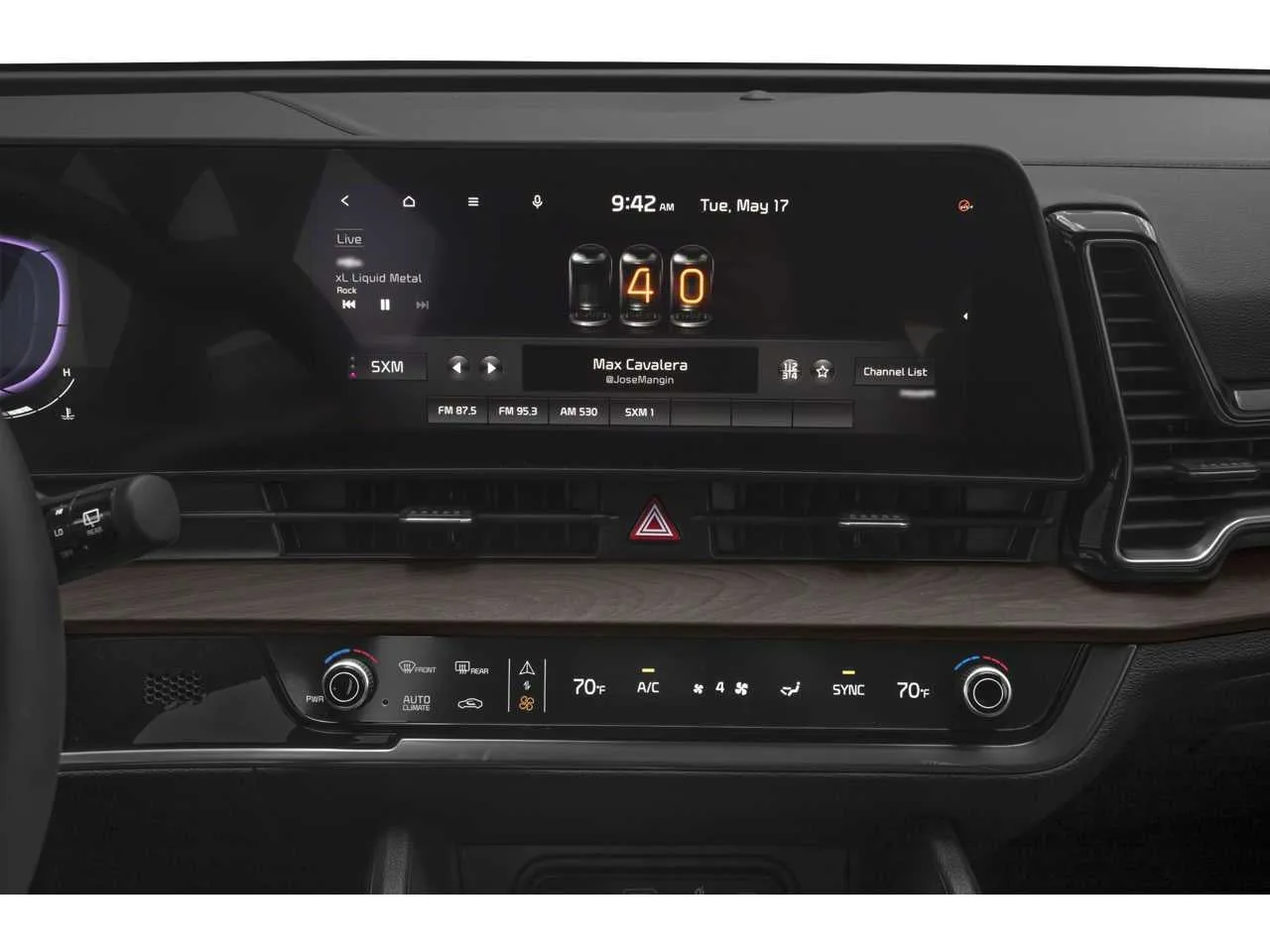 2024 Kia Sportage X-Line photo 7