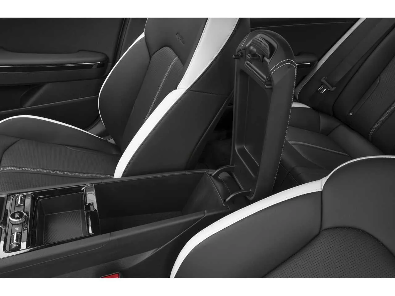 2025 Kia K5 GT-Line photo 10