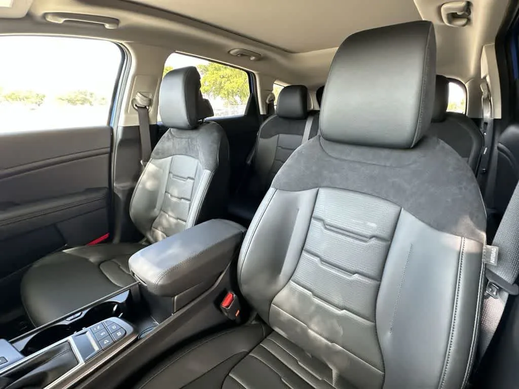 2026 Kia Sportage SX-Prestige photo 14