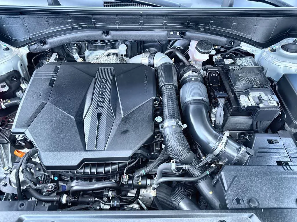2024 Hyundai Santa Fe SE photo 12