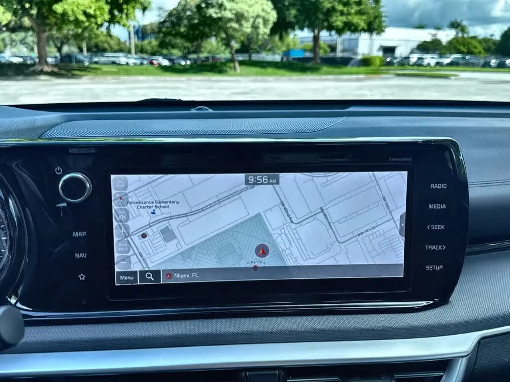 2024 Kia K5 GT-Line photo 18