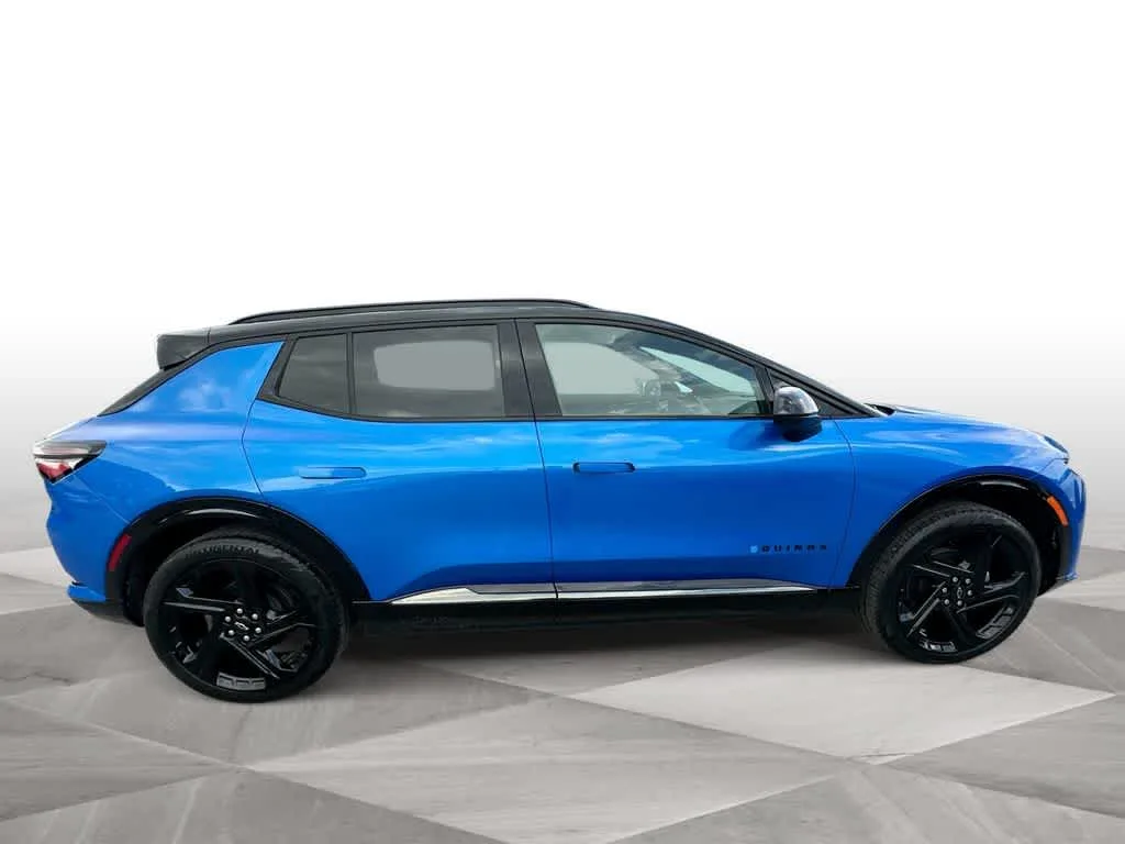 2026 Chevrolet Equinox EV RS photo 9