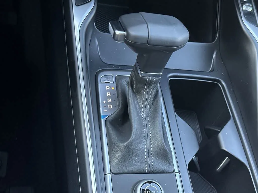2026 Kia Sorento S photo 21
