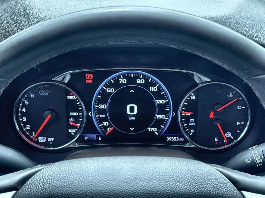 2023 GMC Acadia SLT photo 16