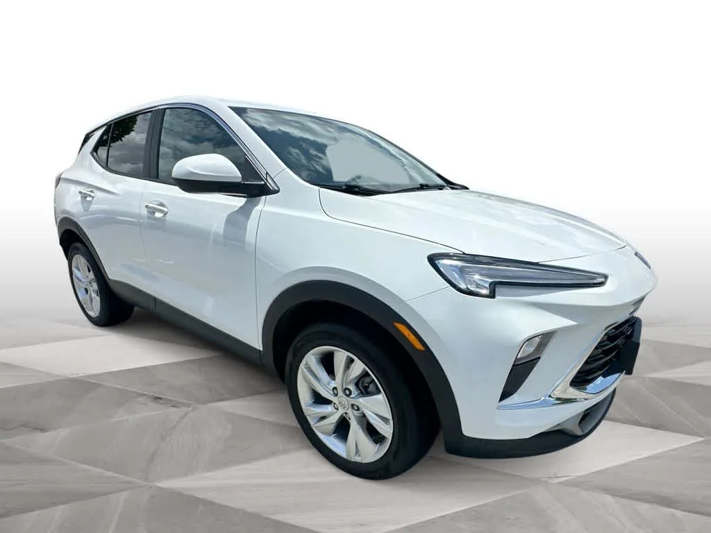 2024 Buick Encore GX Preferred photo 2