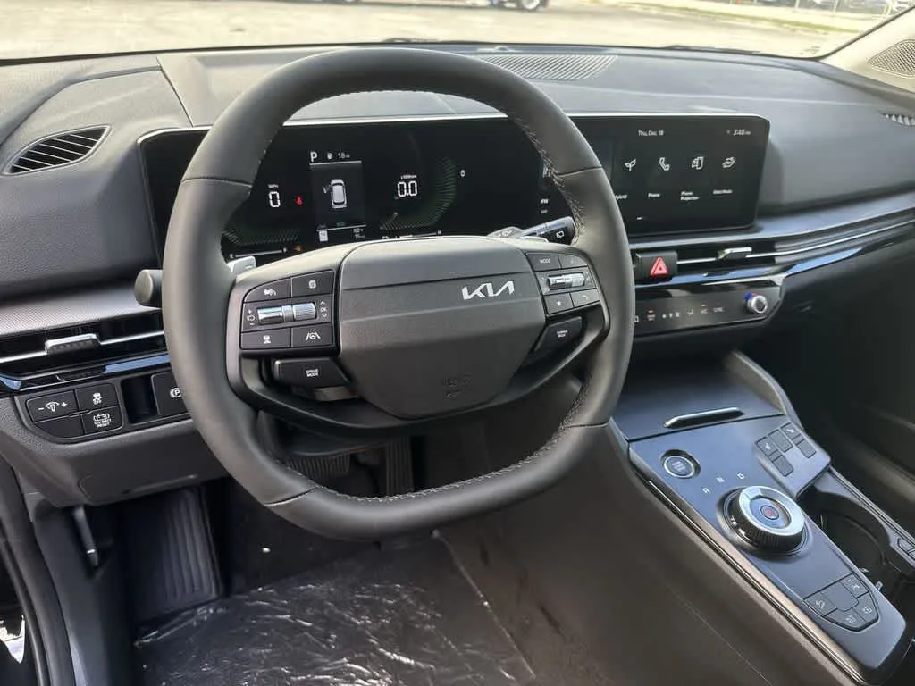 2026 Kia Sportage Hybrid S photo 13