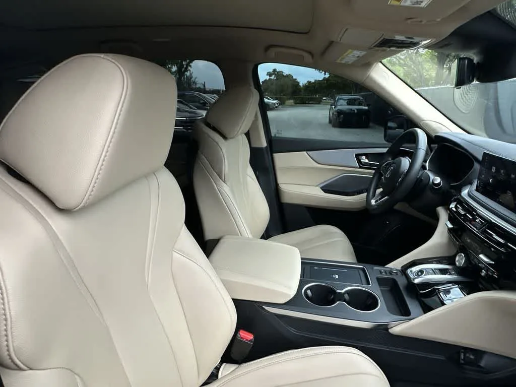 2025 Acura MDX Base photo 13
