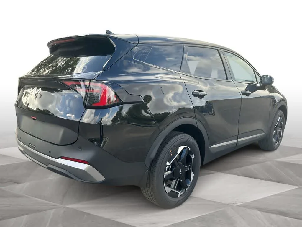 2026 Kia Sportage Hybrid S photo 8