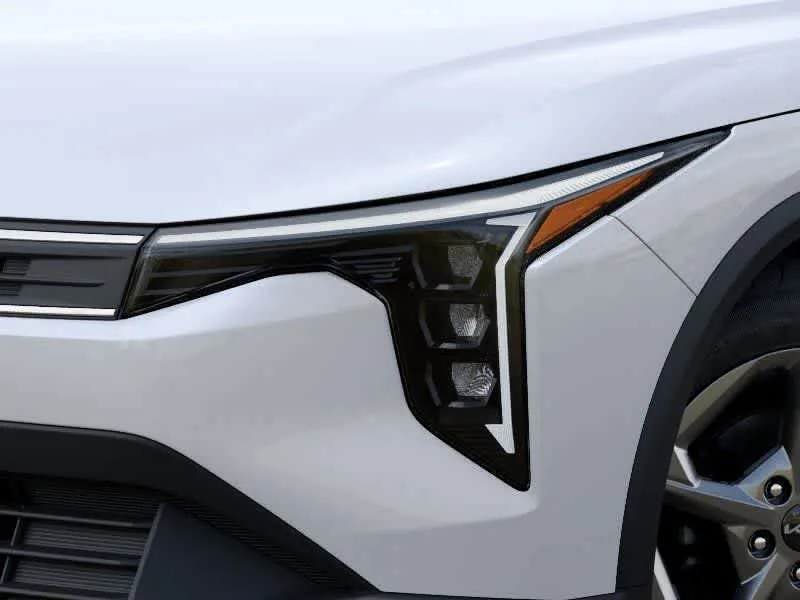 2026 Kia K4 LXS photo 9