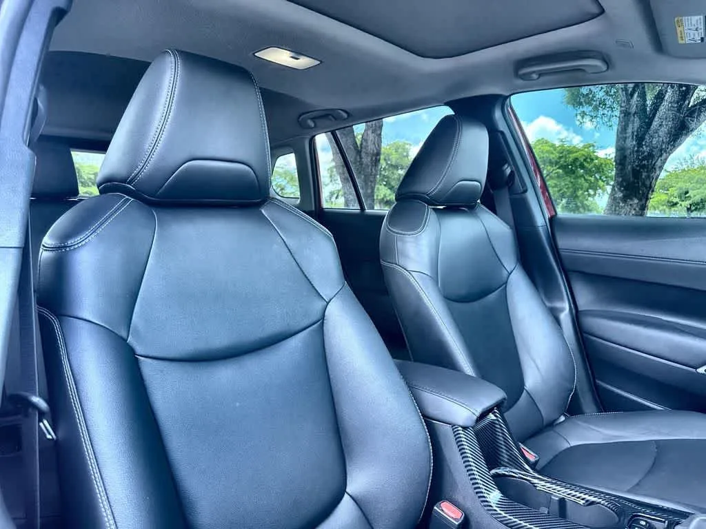 2023 Toyota Corolla Cross XLE photo 27