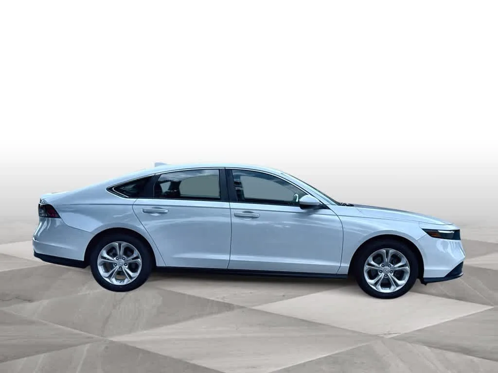2024 Honda Accord LX photo 9
