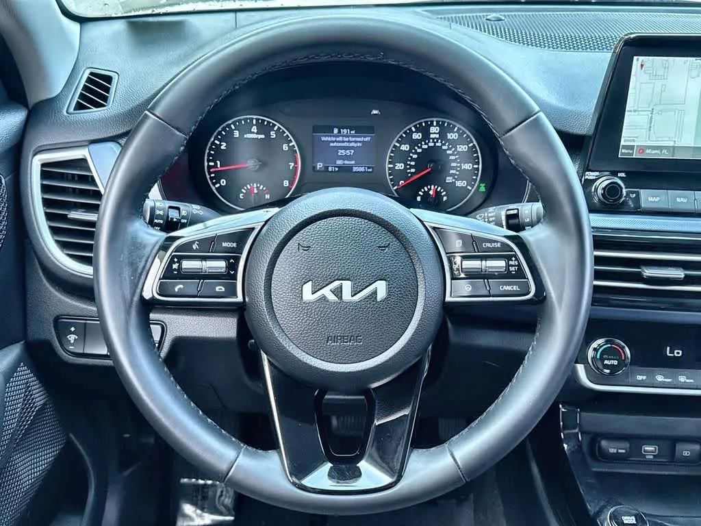 2022 Kia Seltos Nightfall photo 15