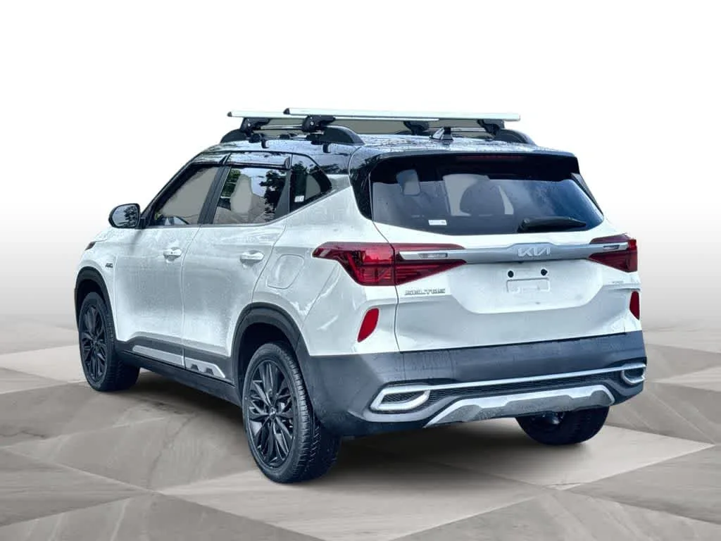 2022 Kia Seltos Nightfall photo 6