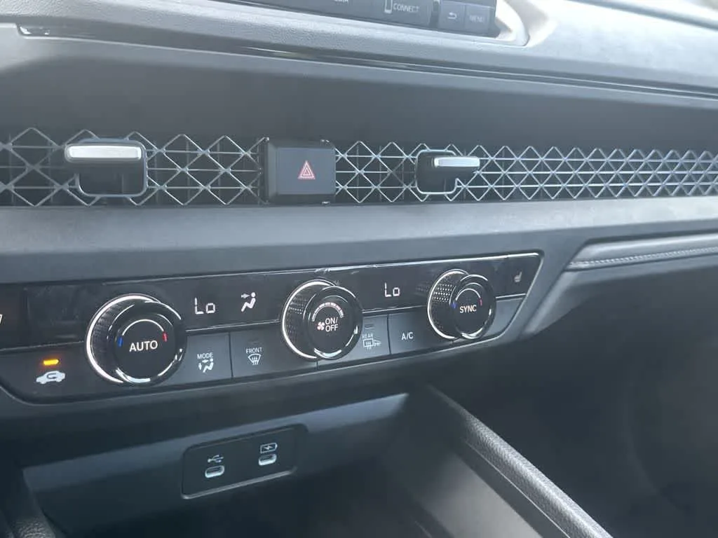 2025 Honda Accord SE photo 27