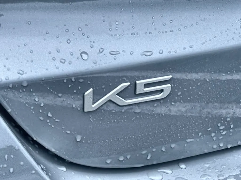 2024 Kia K5 GT-Line photo 10