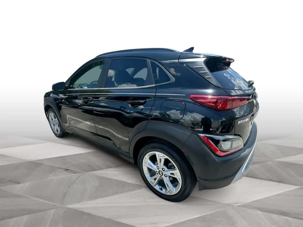 2023 Hyundai Kona SEL photo 6