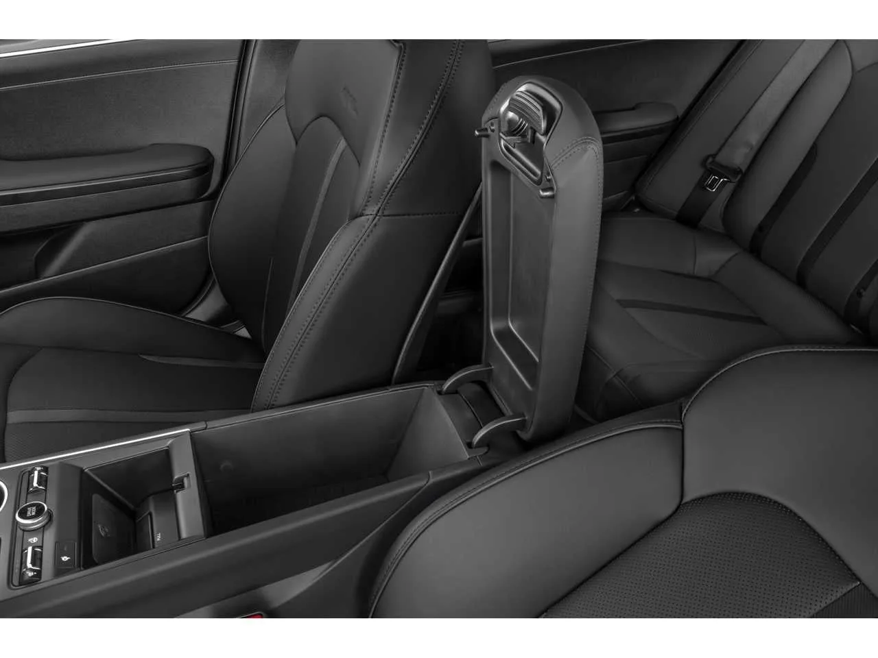 2024 Kia K5 GT-Line photo 10