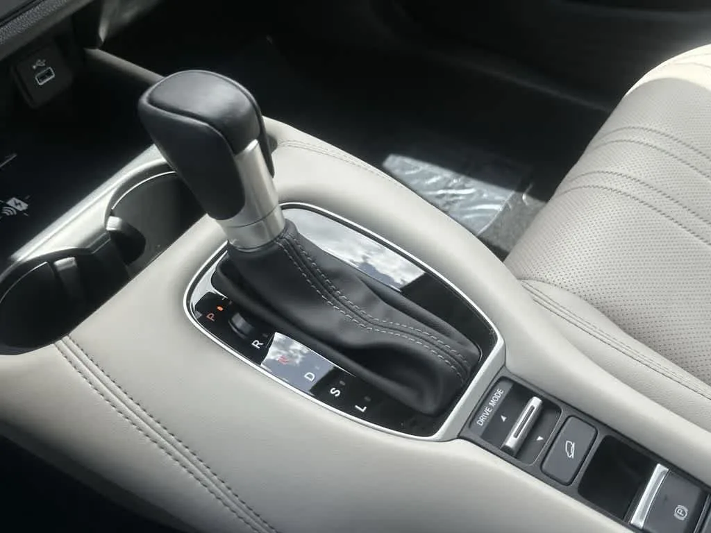 2025 Honda HR-V EX-L photo 28