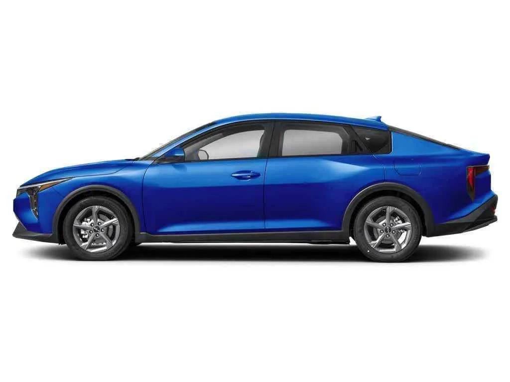 2026 Kia K4 LXS photo 2