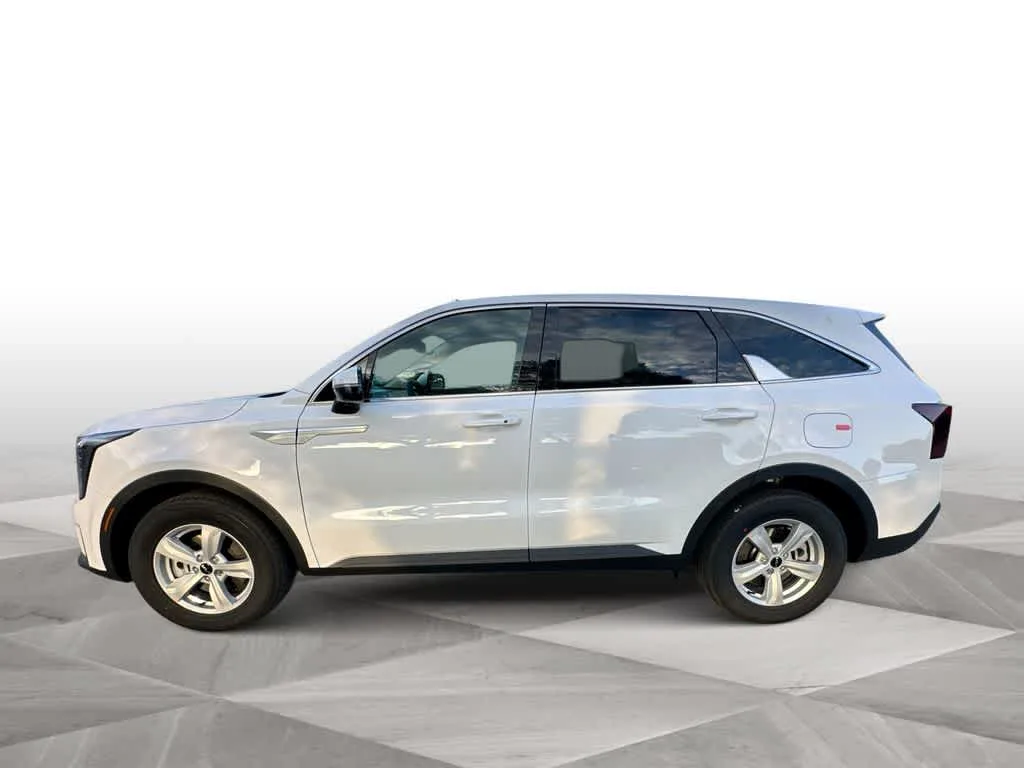 2026 Kia Sorento LX photo 5