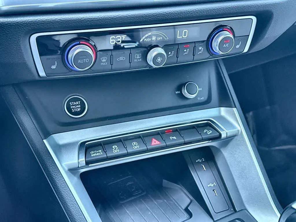 2025 Audi Q3 S line Premium Plus photo 20