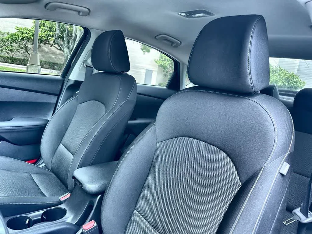 2024 Kia Forte LXS photo 14