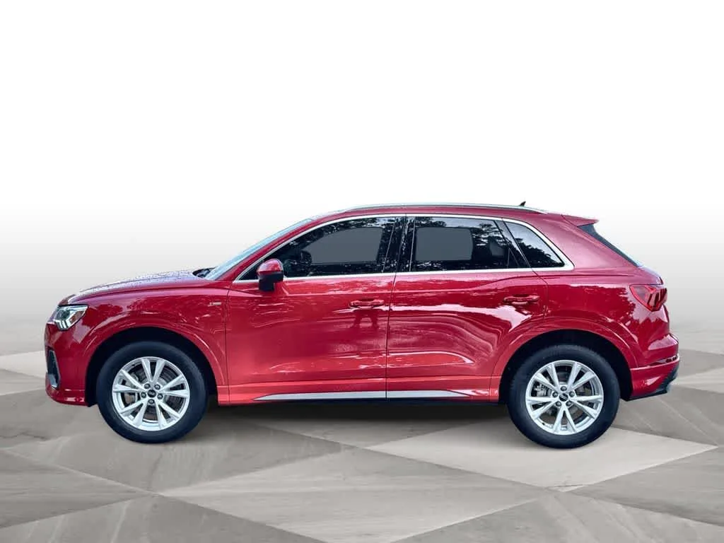 2025 Audi Q3 S line Premium Plus photo 5