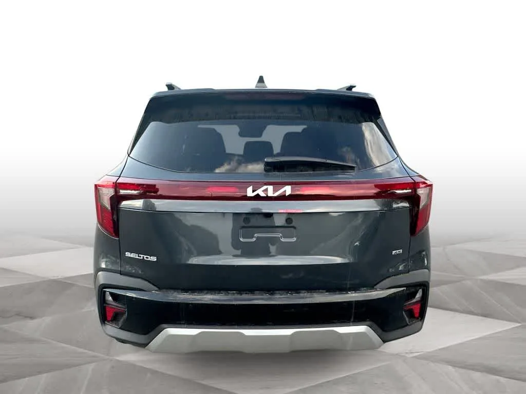 2026 Kia Seltos EX photo 7