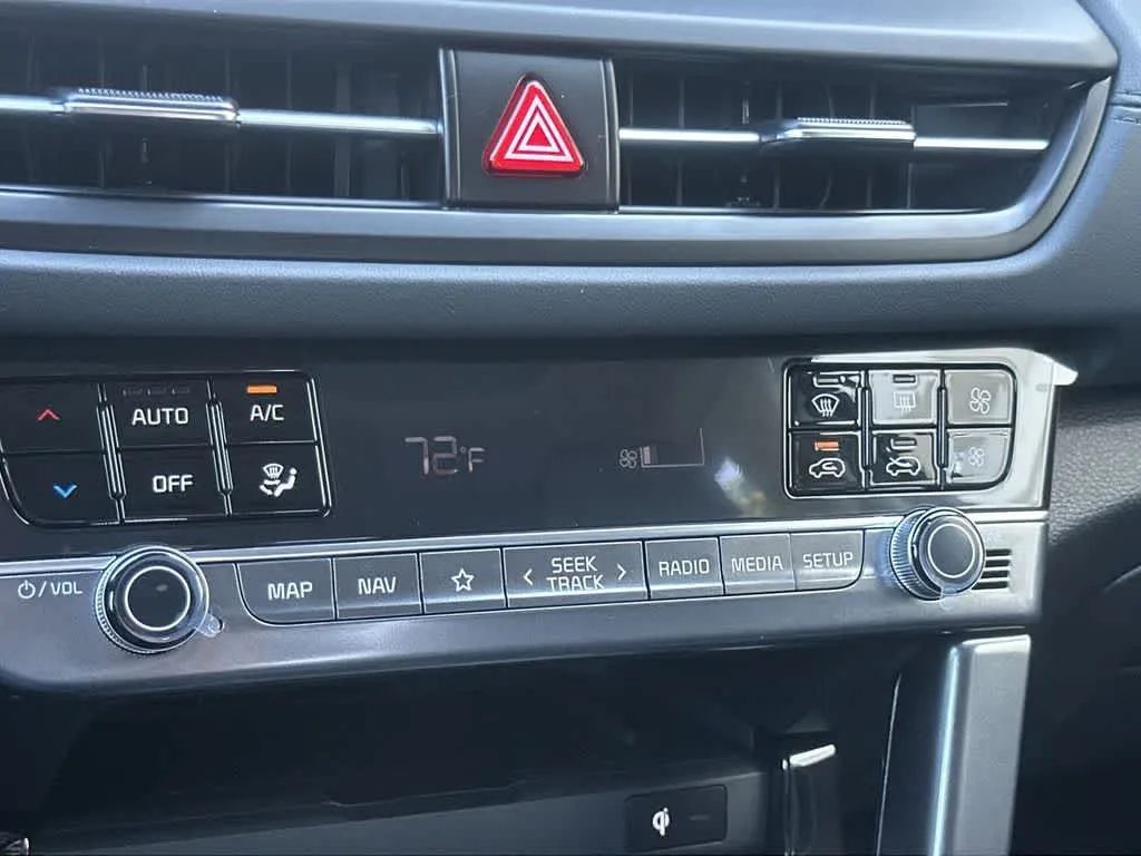 2026 Kia Seltos EX photo 20
