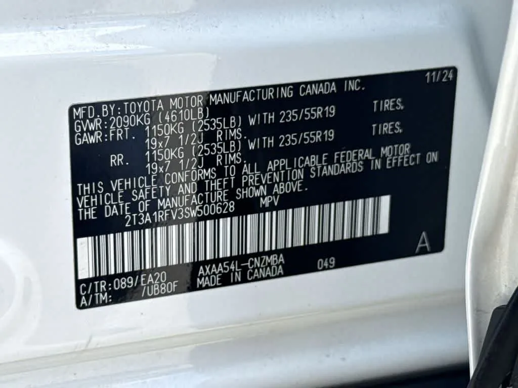 2025 Toyota RAV4 XLE Premium photo 29
