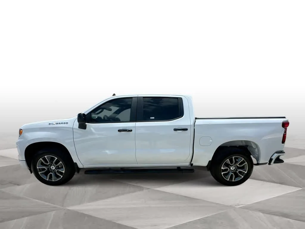 2025 Chevrolet Silverado 1500 RST photo 5