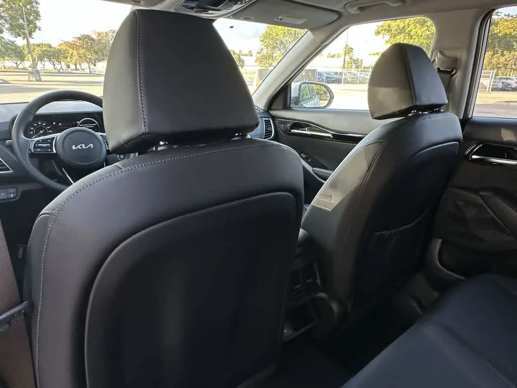 2026 Kia Seltos EX photo 22