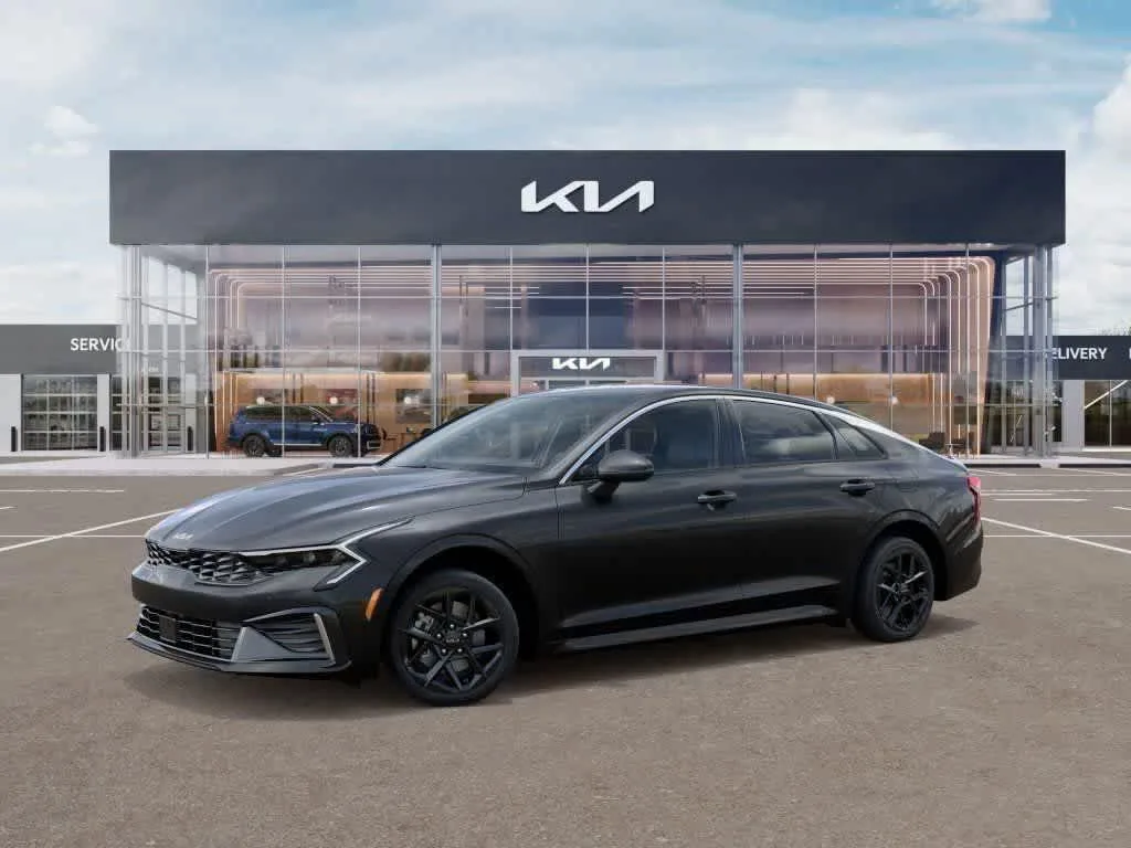 2026 Kia K5 LXS photo 3