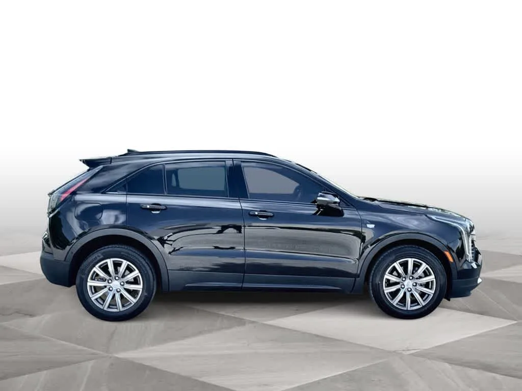 2022 Cadillac XT4 FWD Sport photo 9