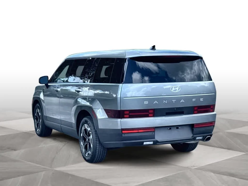 2024 Hyundai Santa Fe SE photo 6