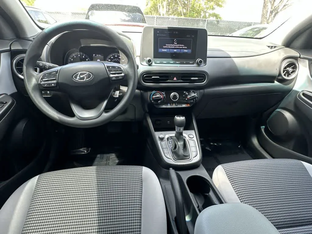 2023 Hyundai Kona SE photo 17