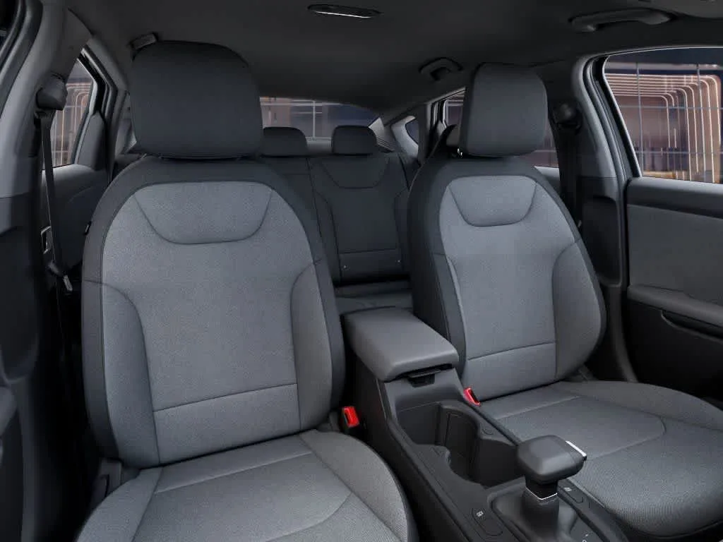 2026 Kia K4 LXS photo 15