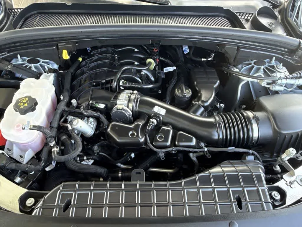 2024 Jeep Grand Cherokee L Altitude photo 11
