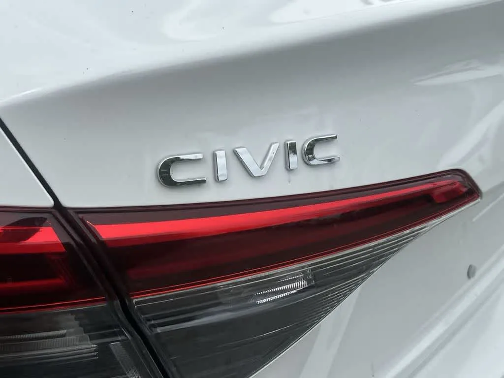 2024 Honda Civic LX photo 11