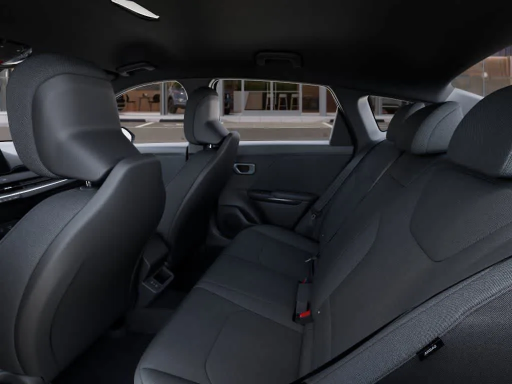 2026 Kia K4 LXS photo 17