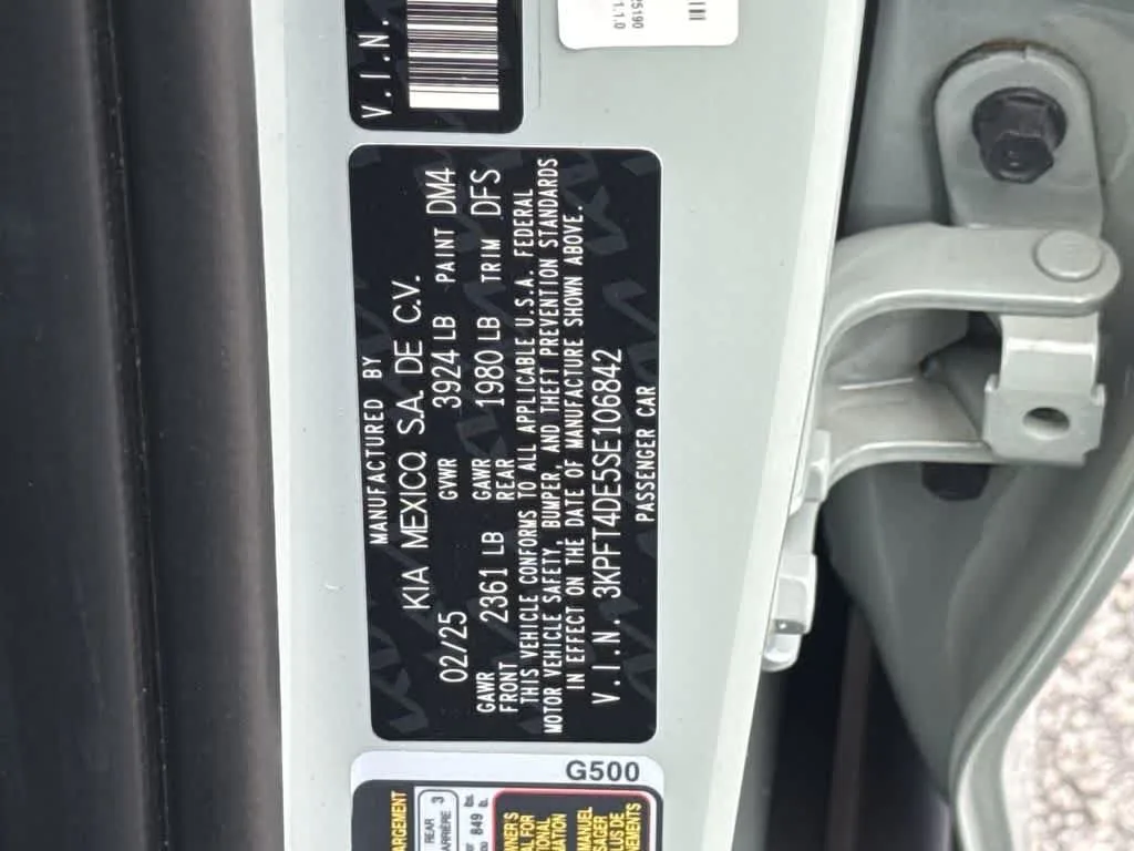 2025 Kia K4 LXS photo 29