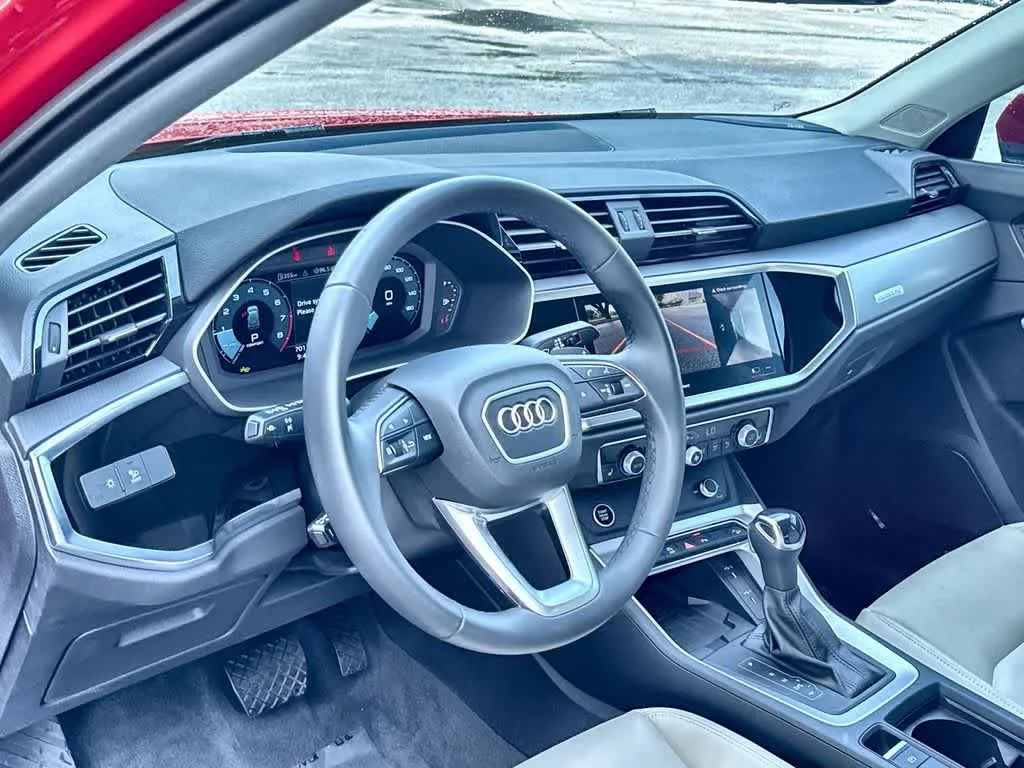 2025 Audi Q3 S line Premium Plus photo 13