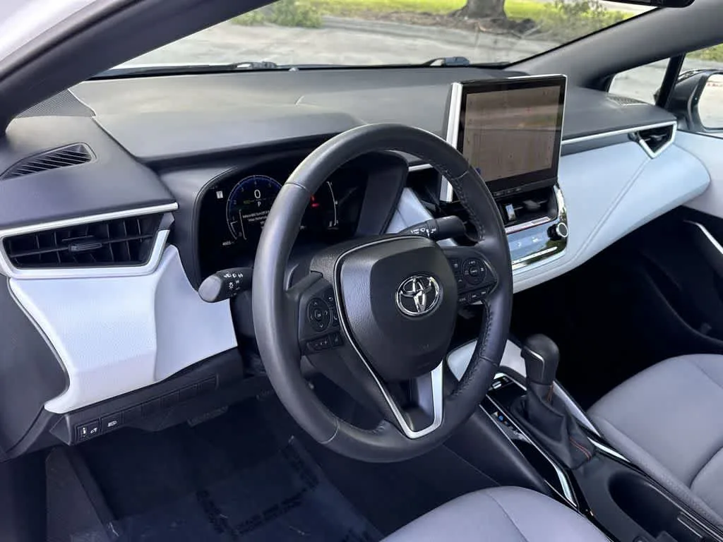 2025 Toyota Corolla FX photo 13