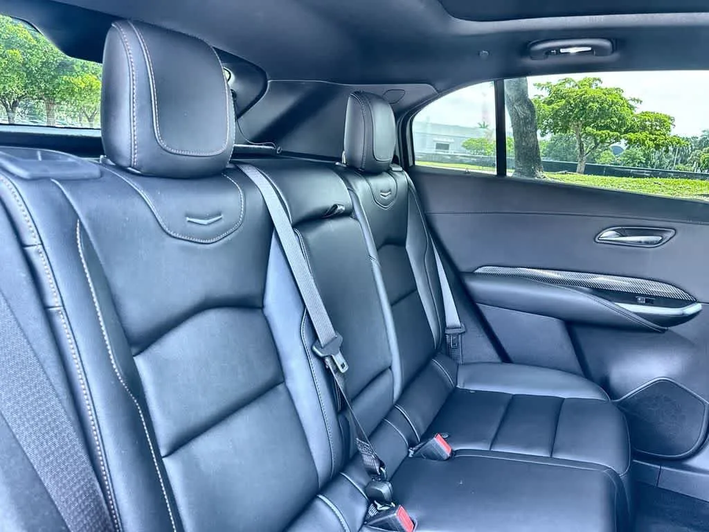 2022 Cadillac XT4 FWD Sport photo 26