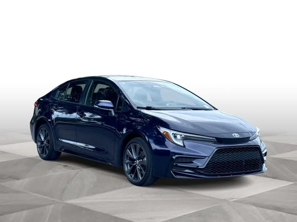 2024 Toyota Corolla Hybrid SE photo 2